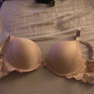 Authentic Victoria’s Secret very sexy push up bra.